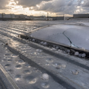 danos-por-granizo-en-cubiertas-industriales-barcelona (1)